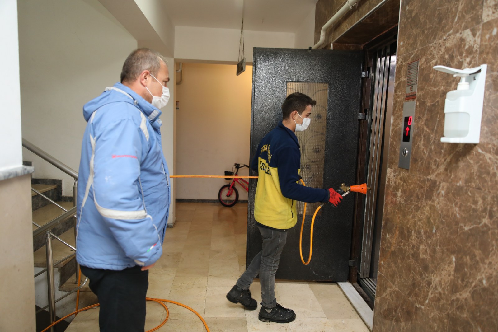 FATSA BELEDİYESİ KORONAVİRÜSLE AKTİF MÜCADELESİNİ SÜRDÜRÜYOR