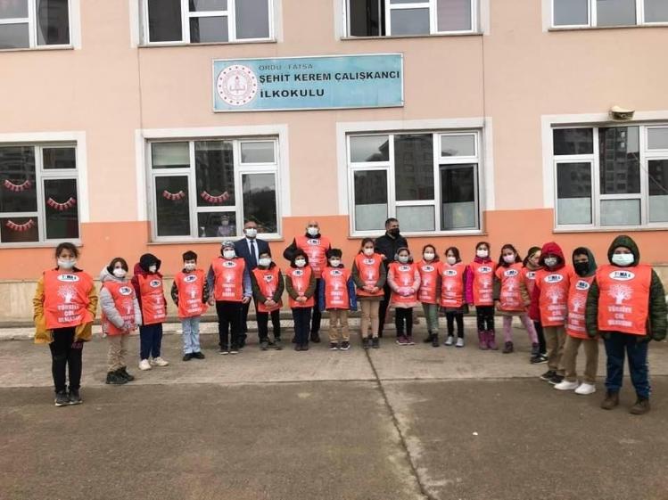 TEMA okullarda ağaç sevgisini aşılıyor