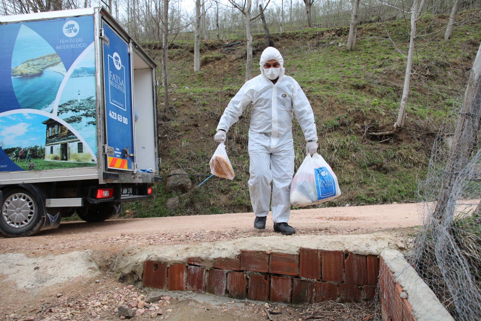 Fatsa Belediyesi’nden karantinadaki 400 haneye gıda destek paketi