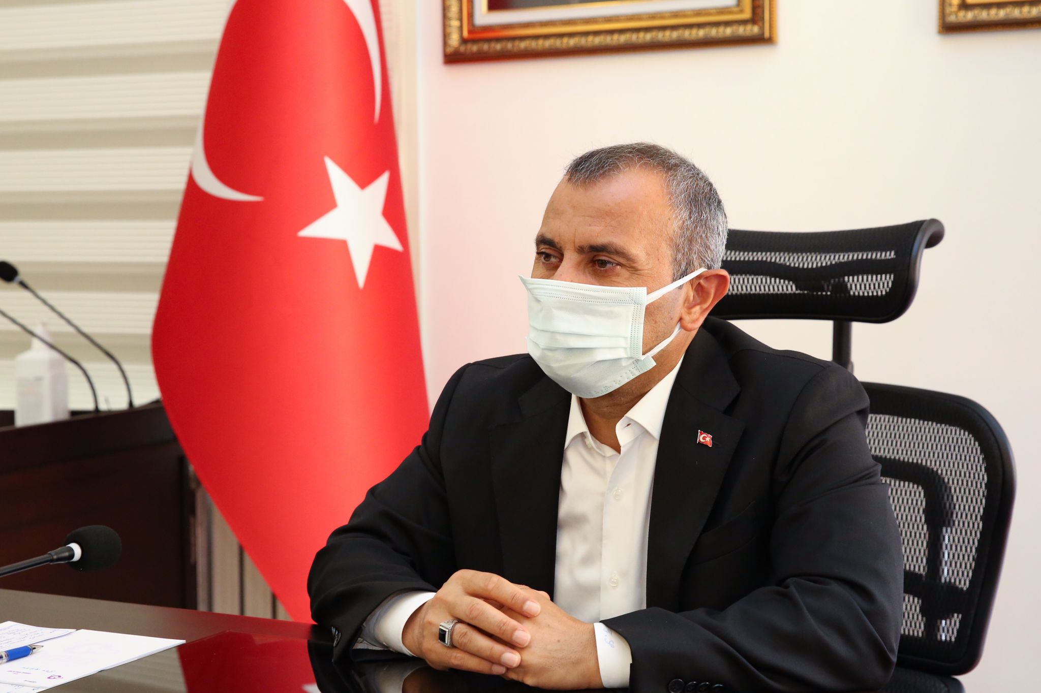 Vali Sonel, “Pandemide Önceliğimiz Aşı”