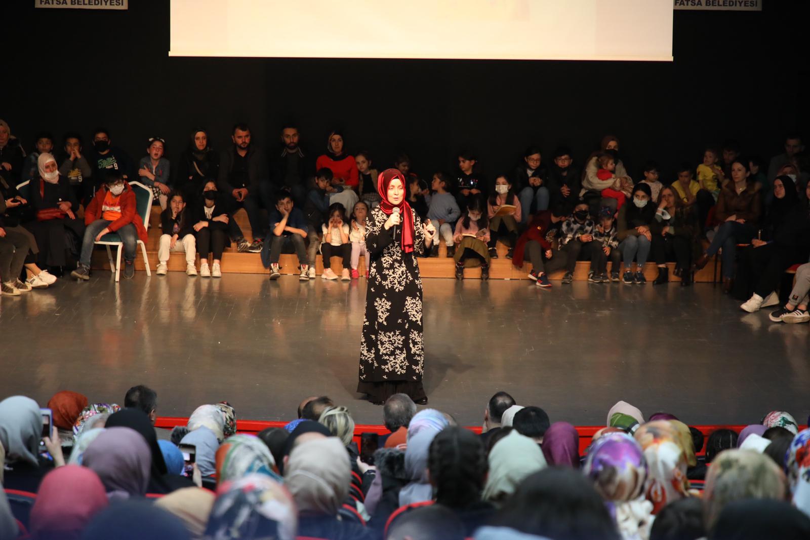 HATİCE KÜBRA TONGAR FATSA’DA…