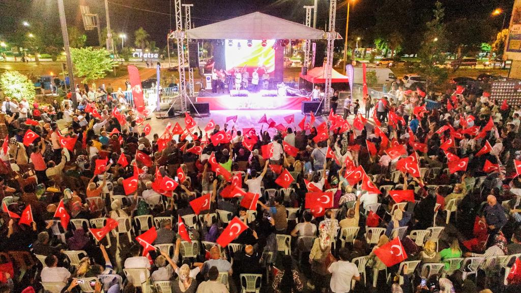 15 TEMMUZ KAHRAMANLARI DUALARLA ANILDI