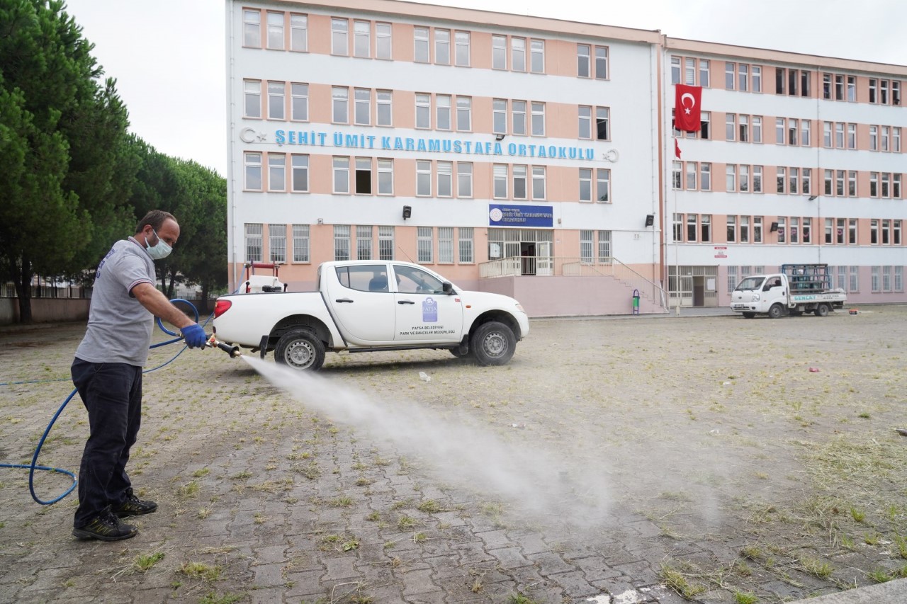 FATSA’DA BELEDİYE EKİPLERİ OKULLARI YENİ SEZONA HAZIRLADI