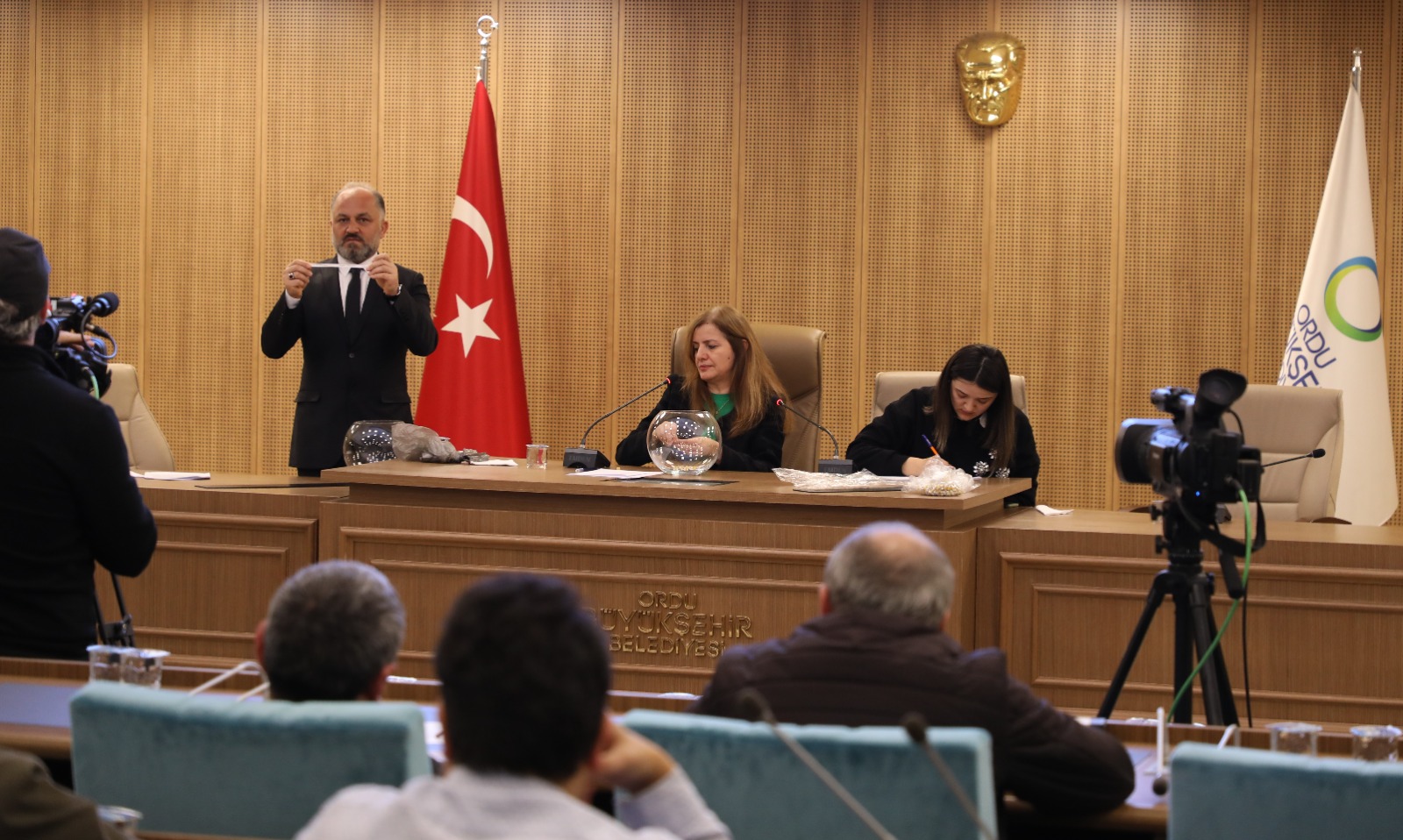 TEŞEKKÜRLER HİLMİ GÜLER