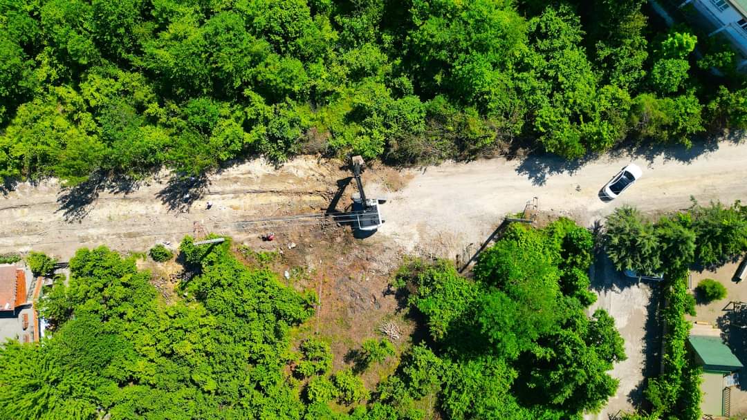 KURTULUŞ MAHALLESİ’NDE YOL AÇMA ÇALIŞMALARI DEVAM EDİYOR